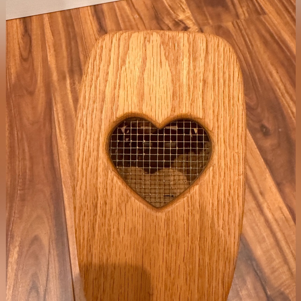 Longaberger basket heart small vegetable with lid 1996 - Picture 2 of 6